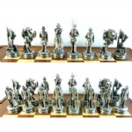Civil War theme international chess set